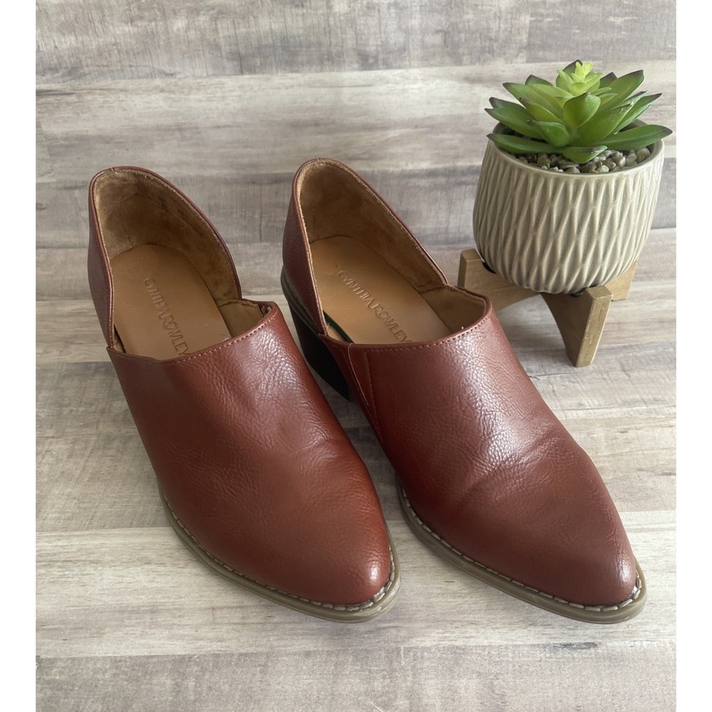 Cynthia Rowley Women's Eddie Brown Faux Leather Pointed Toe D'orsay Silhouette 8